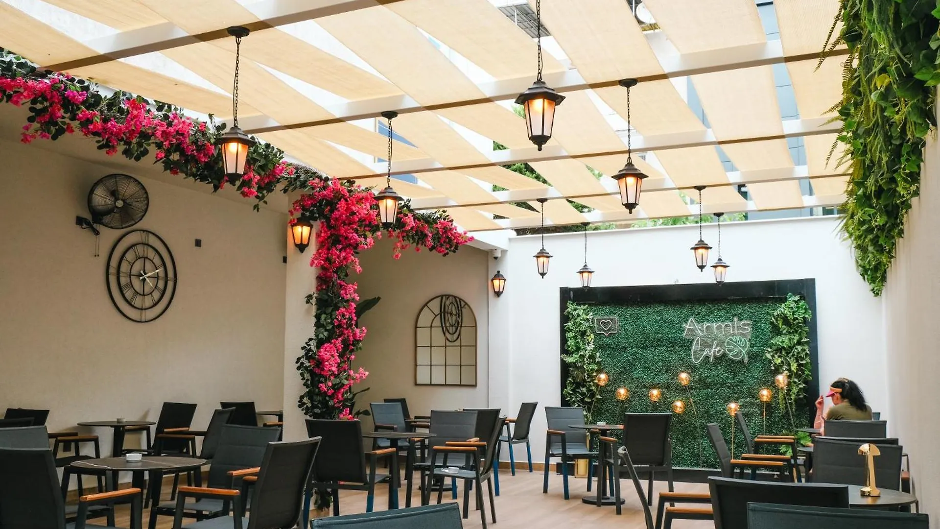 Armis Hotel İzmir