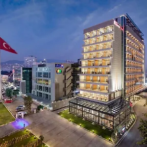 Hilton Garden Bayrakli **** İzmir